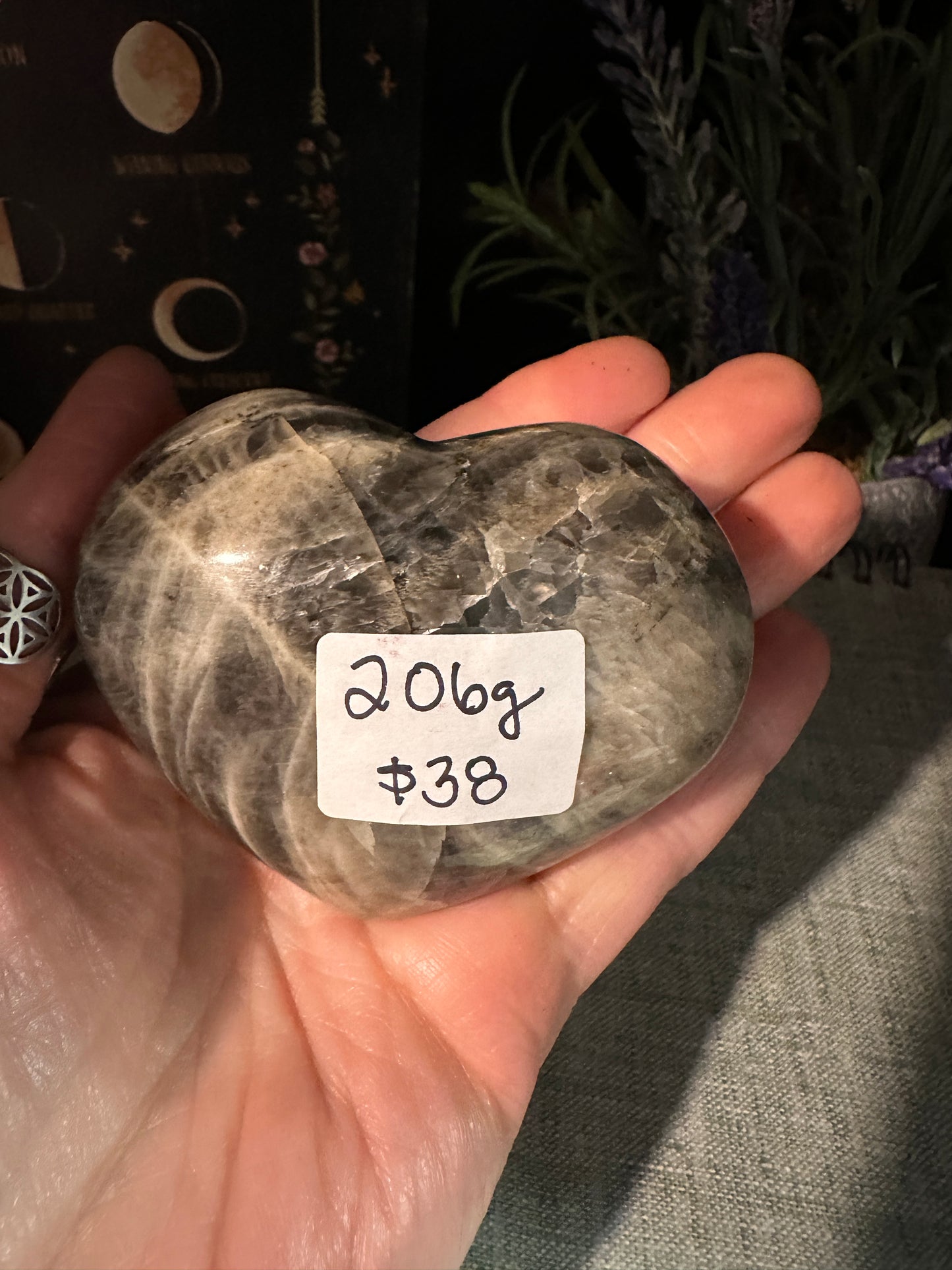 Black Moonstone Heart 206g