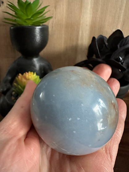 Angelite Sphere 243g