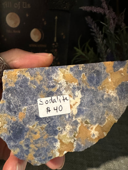 Sodalite Top Polished Points