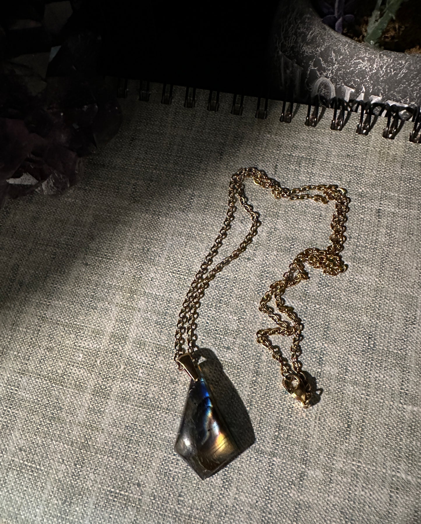 Labradorite necklace (b1)