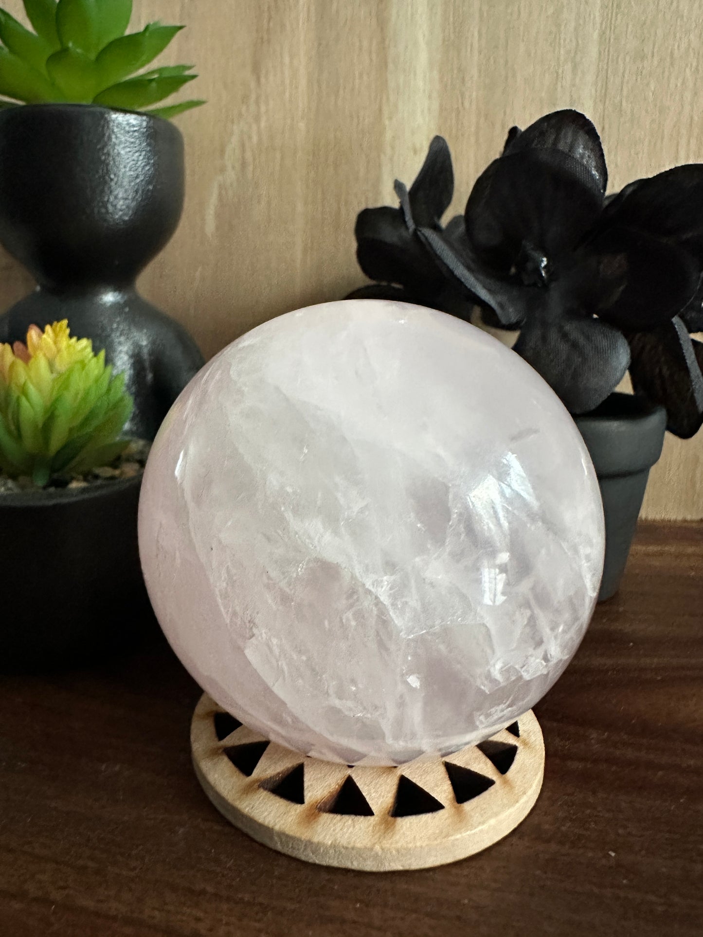 Rose Quartz Sphere 307g