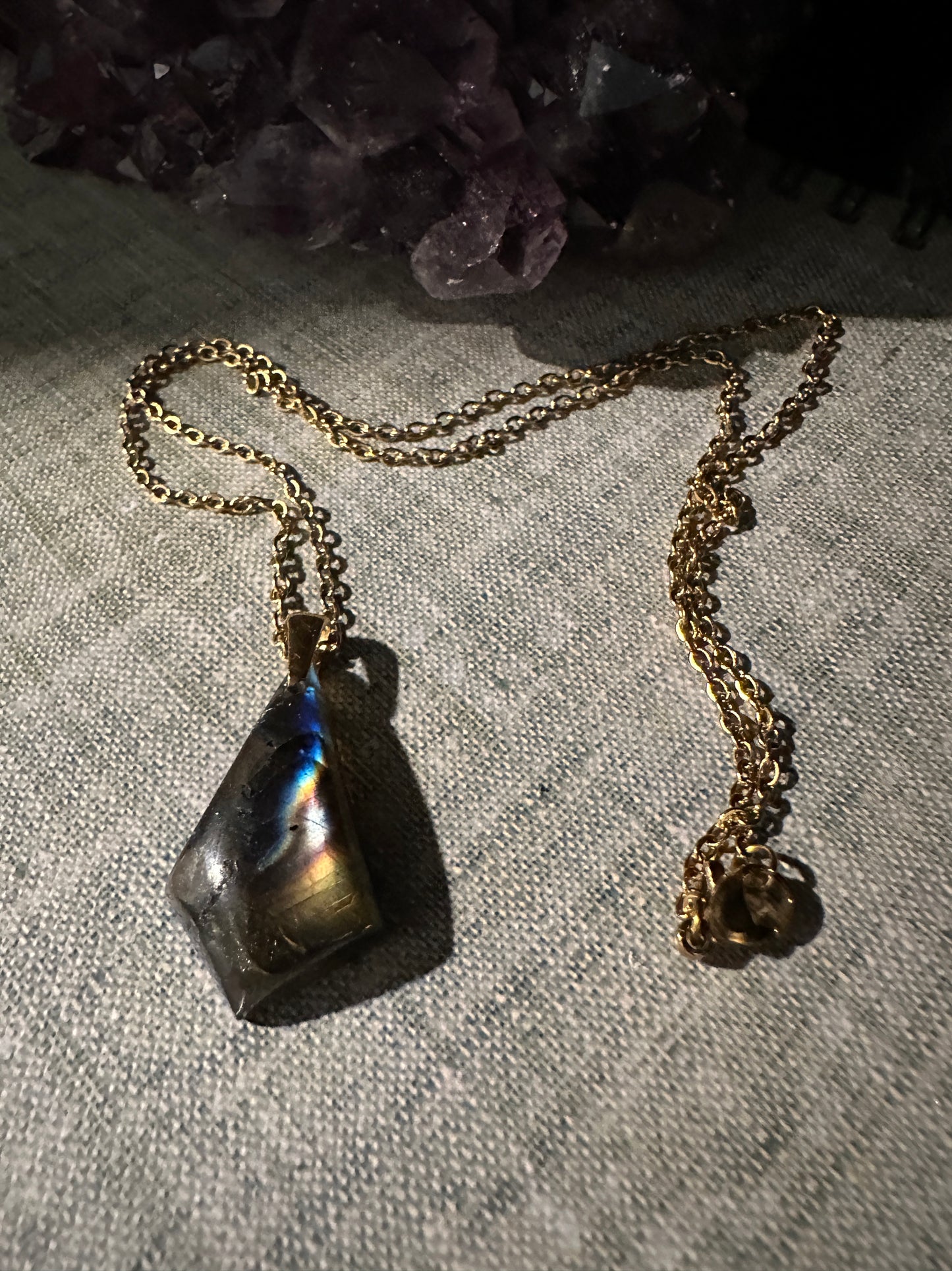 Labradorite necklace (b1)