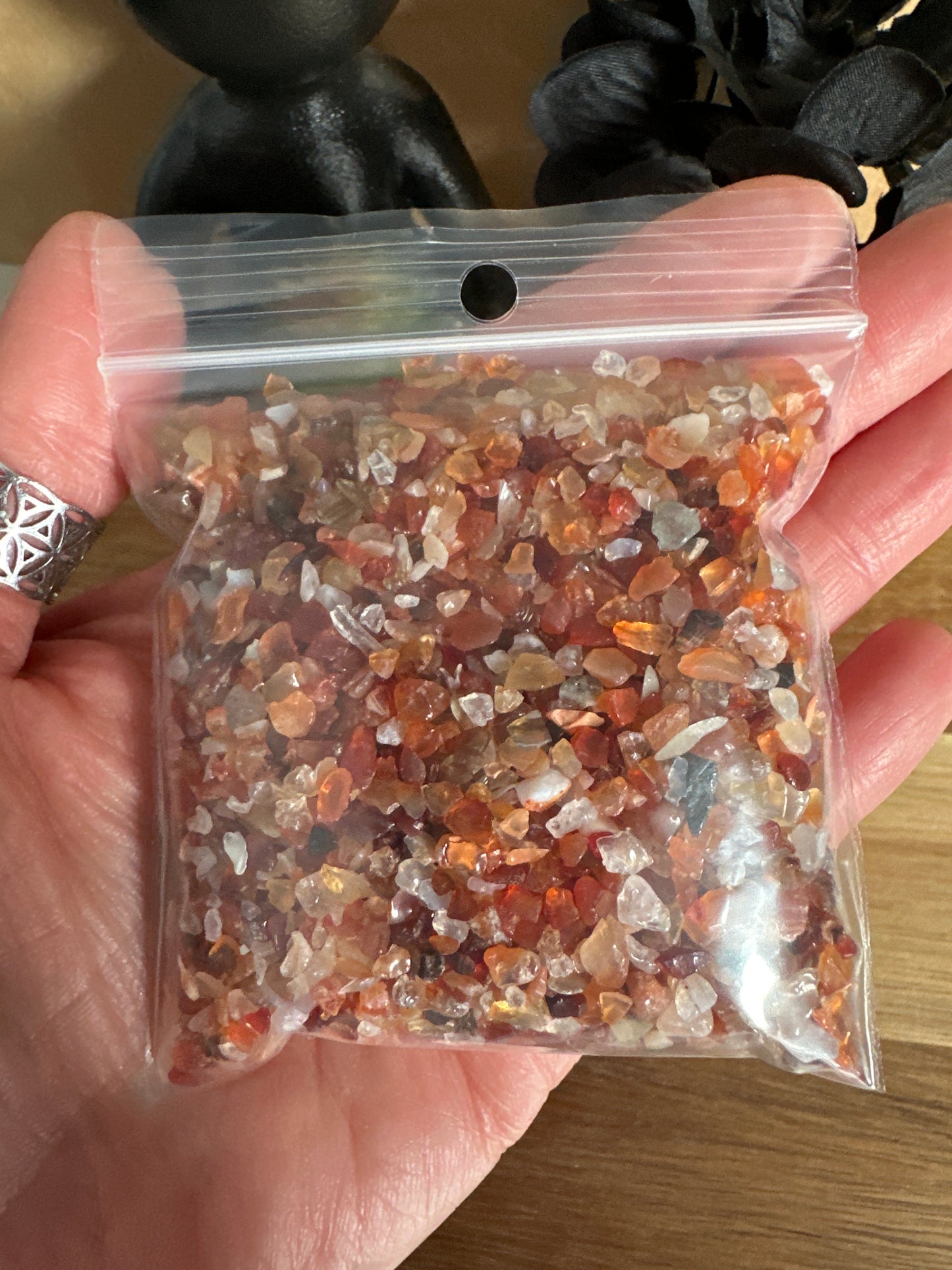Crushed Carnelian Chips 100g