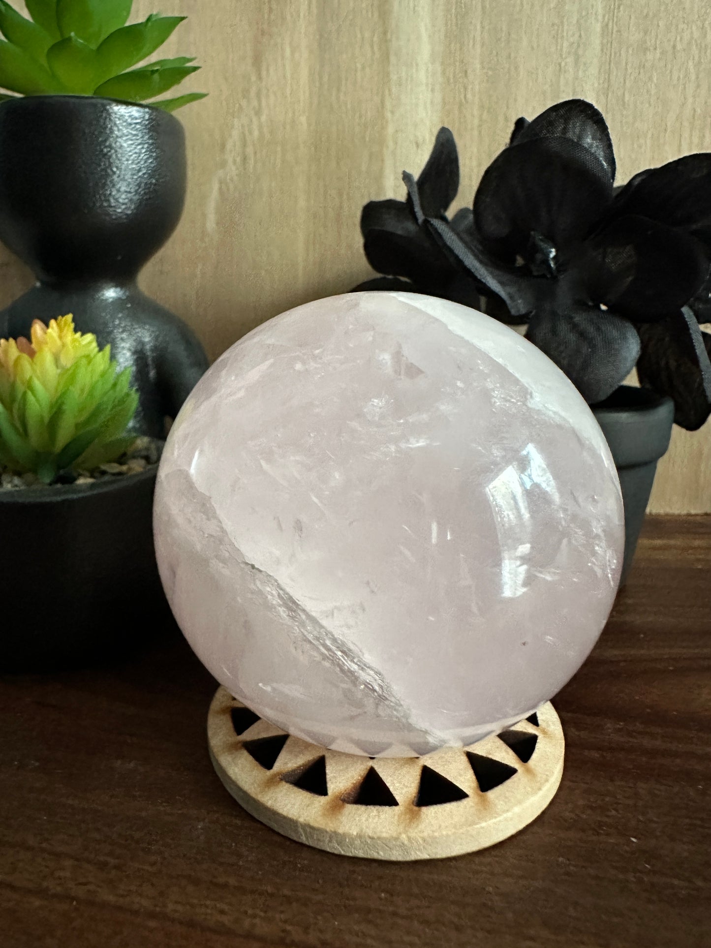 Rose Quartz Sphere 307g