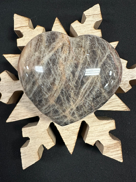 Black Moonstone Heart 190g
