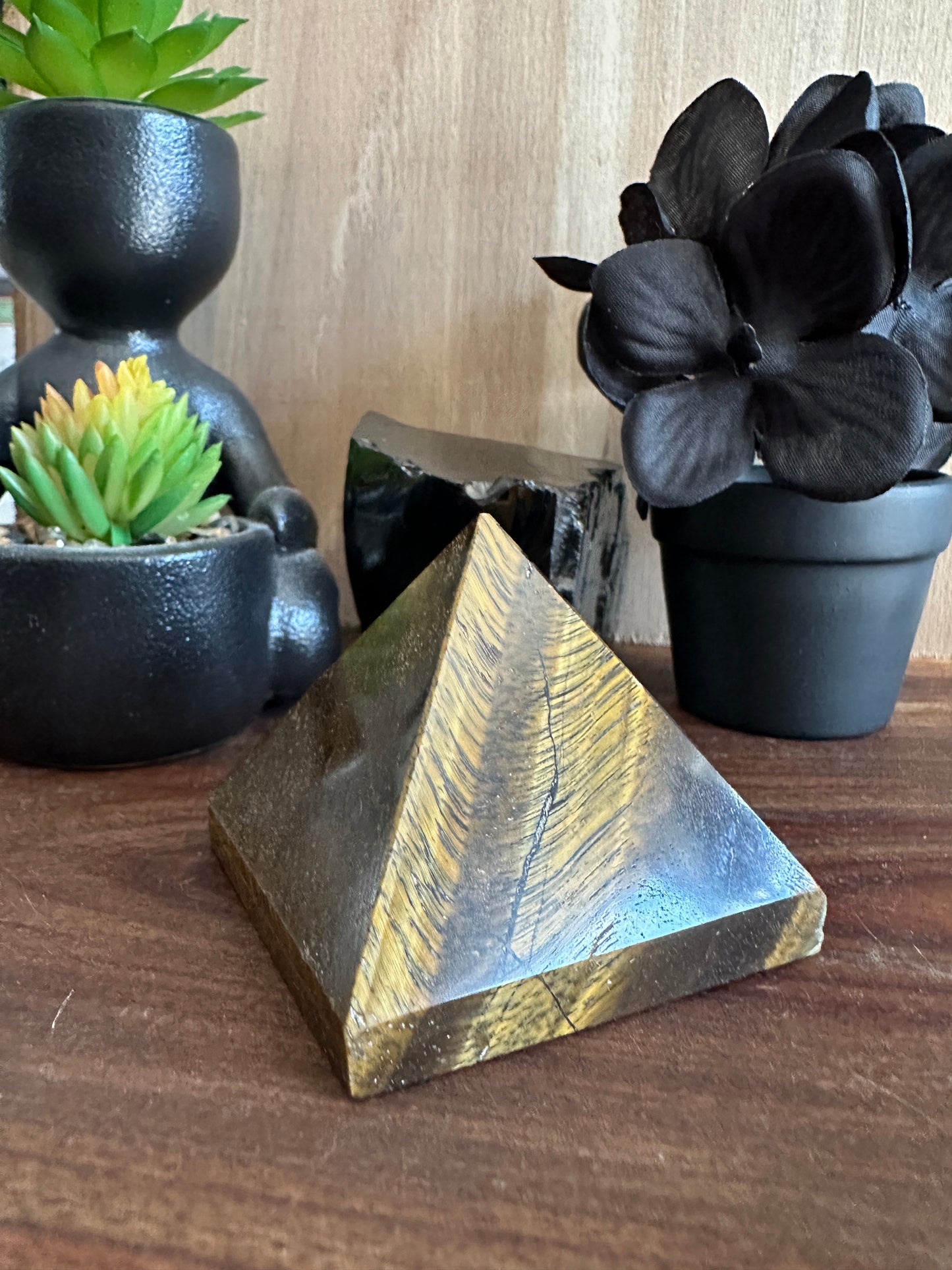 Gold Tiger Eye Pyramid 110g