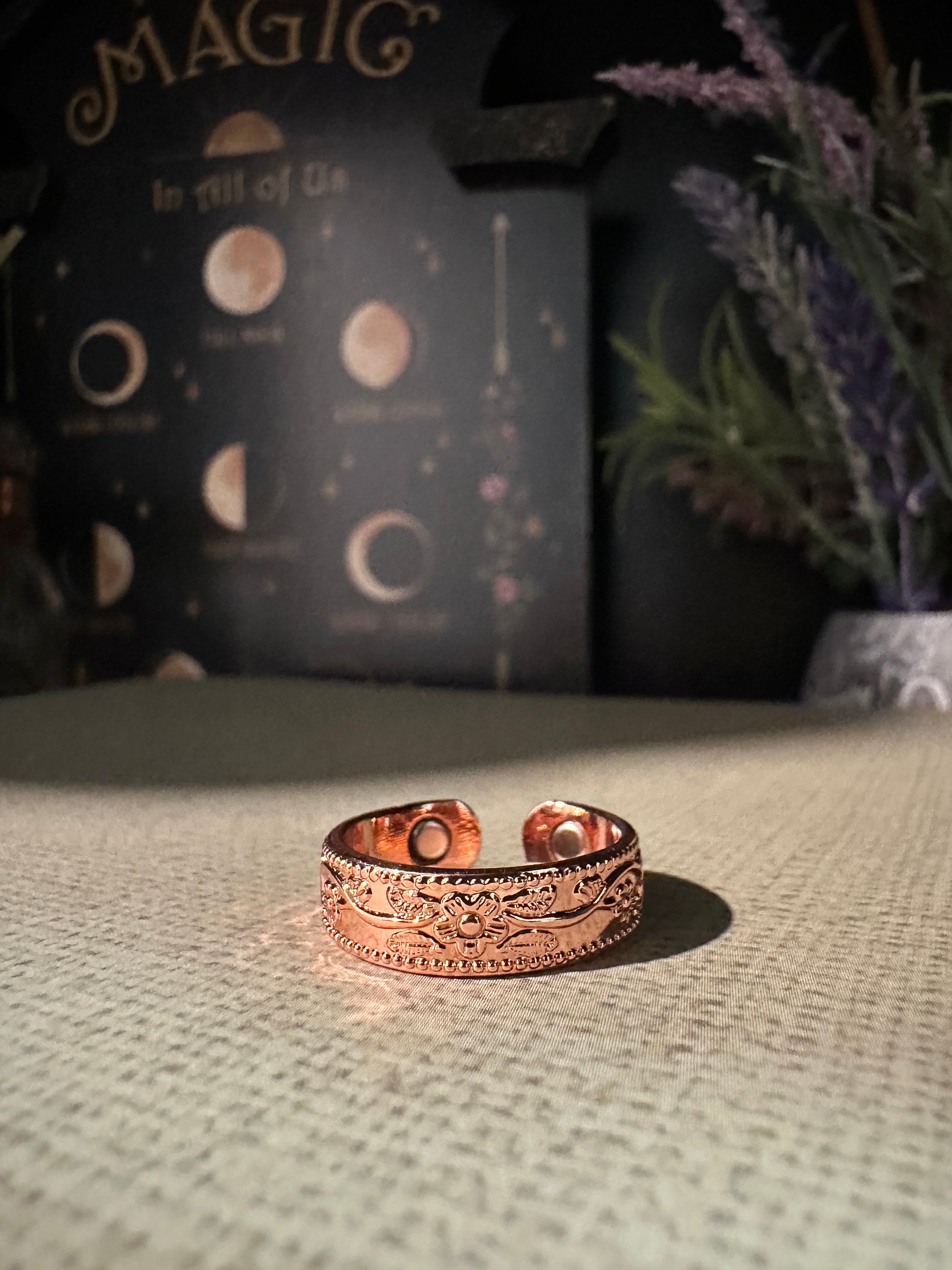 Flowers Copper ring with magnets