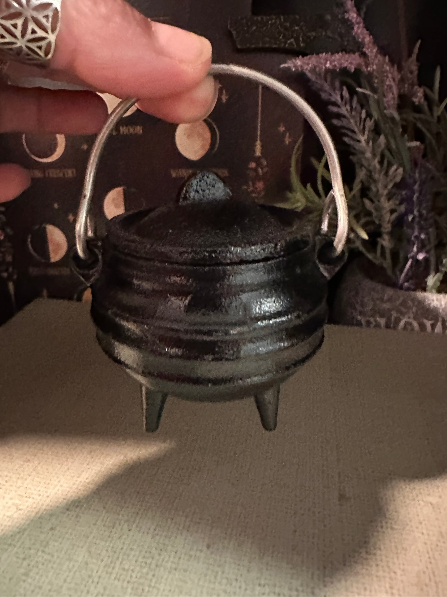 Mini Baby Cauldron cast iron